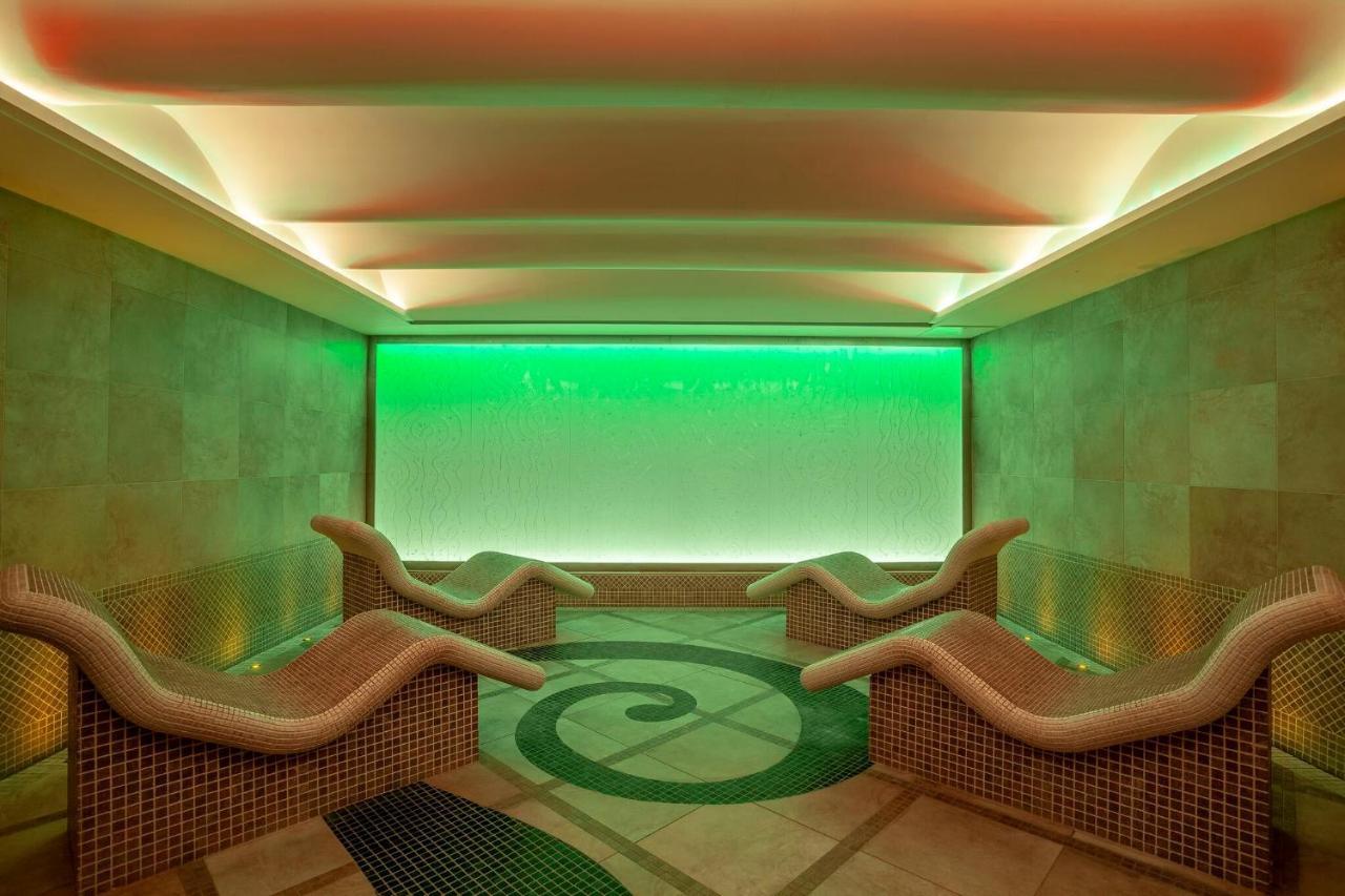 Carrickdale Hotel & Spa Dundalk Exterior photo