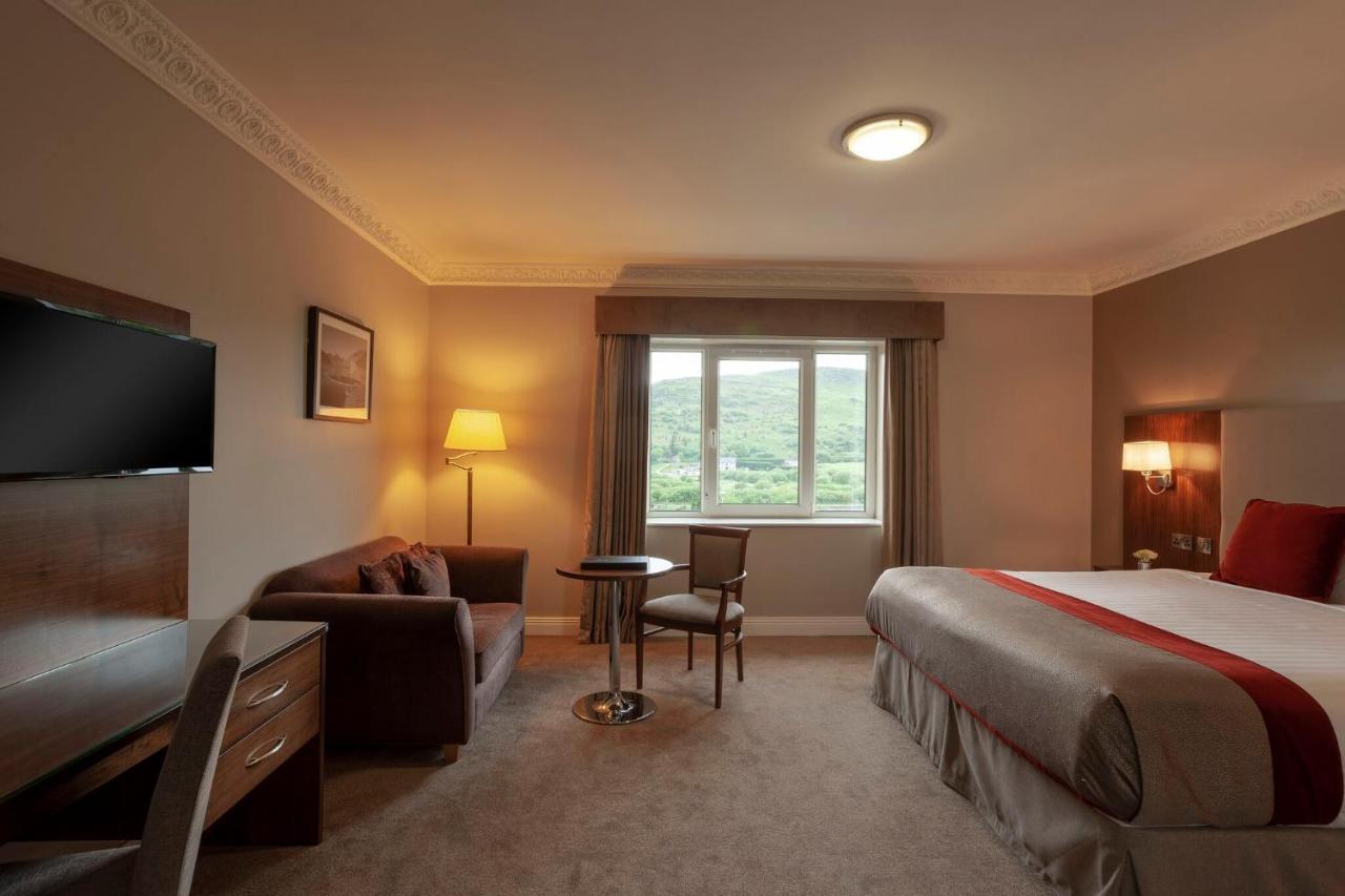 Carrickdale Hotel & Spa Dundalk Exterior photo