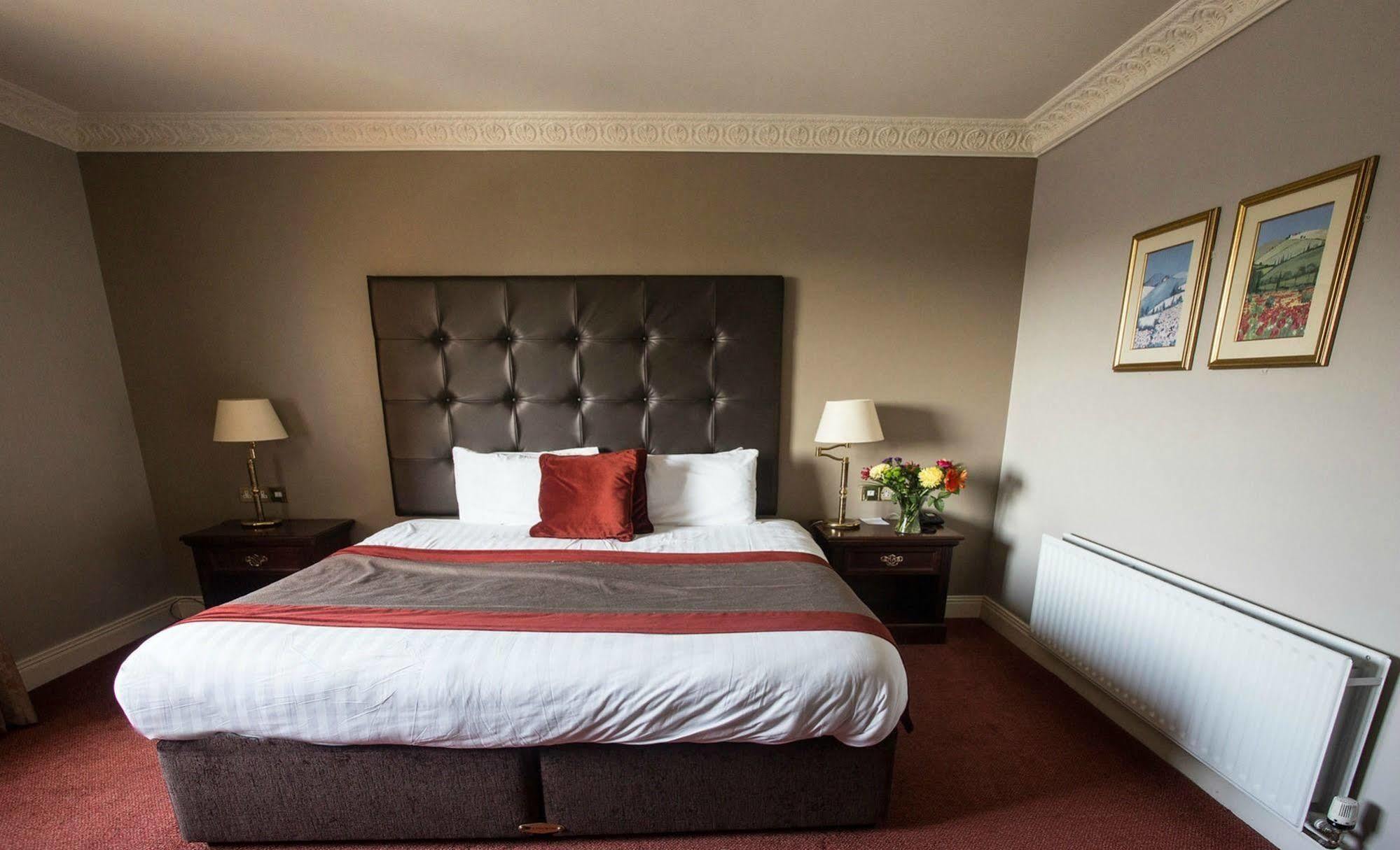Carrickdale Hotel & Spa Dundalk Exterior photo