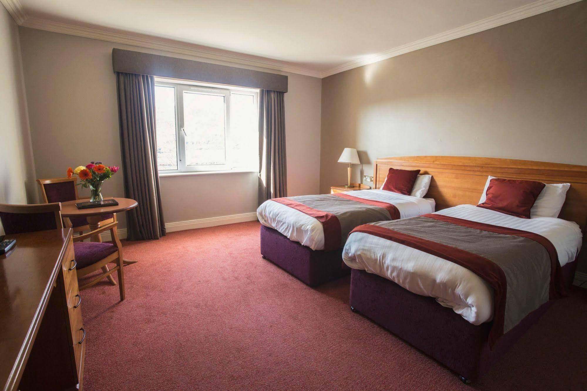 Carrickdale Hotel & Spa Dundalk Exterior photo