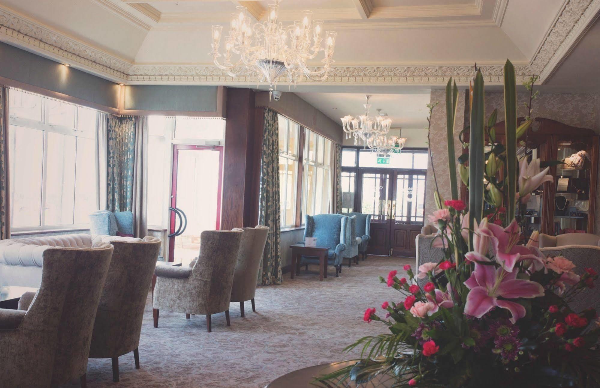 Carrickdale Hotel & Spa Dundalk Exterior photo