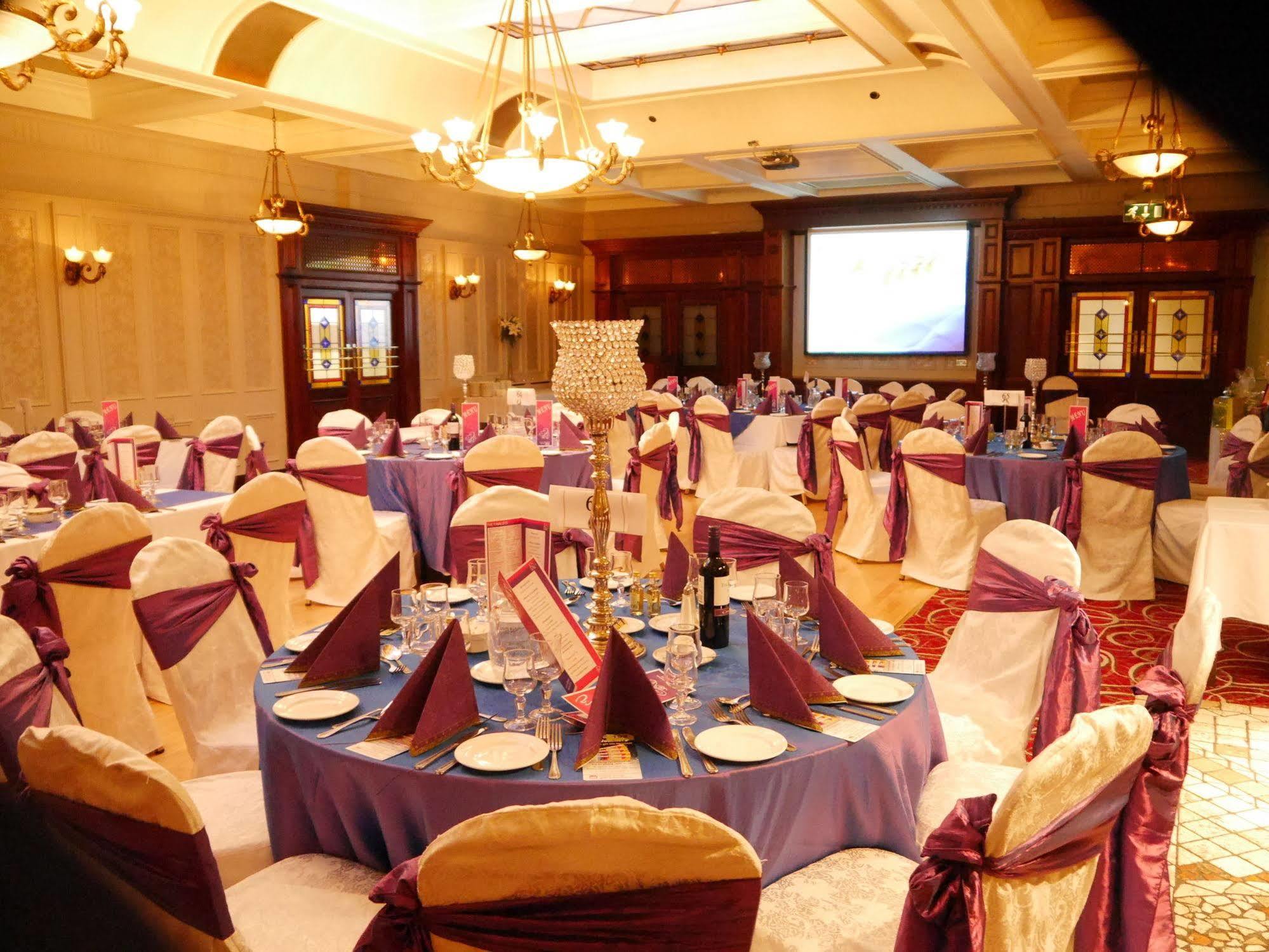 Carrickdale Hotel & Spa Dundalk Exterior photo